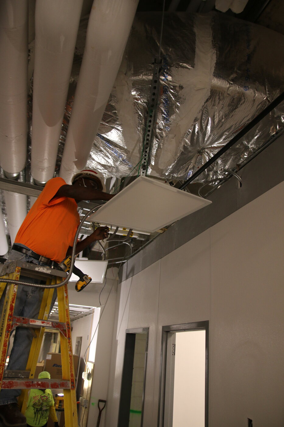 Amprite Electric commercial electrical work serving Bellevue, TN