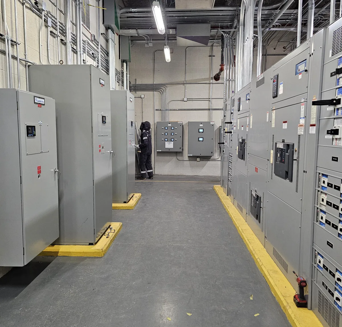 Switchgear lineup metered during a commercial load study