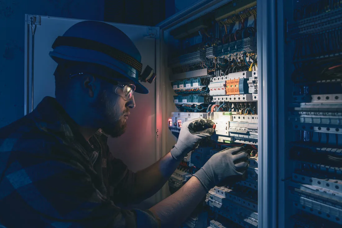 Amprite electrician responding to an after-hours electrical emergency