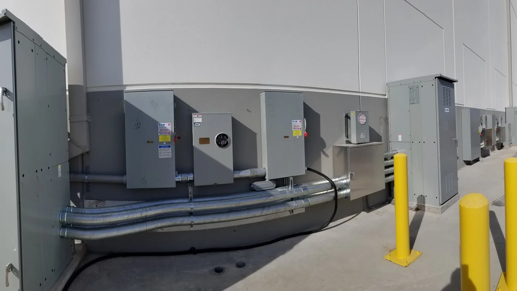 Industrial electrical construction at a Middle Tennessee warehouse